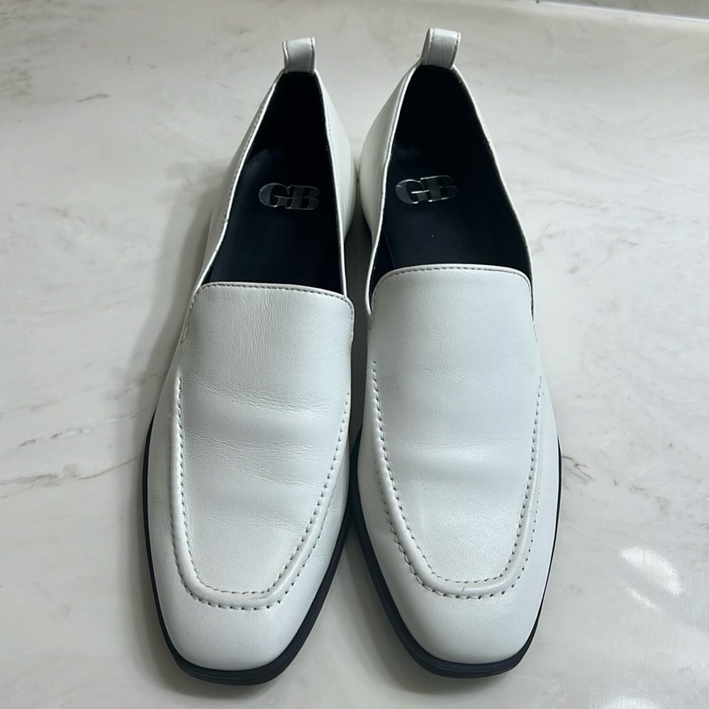 GB White Flats Butter Soft Leather with Classy Style stitching detail Size: 6.5